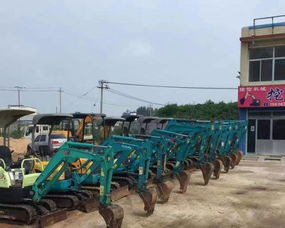 微型挖掘機(jī)租賃 高效靈活，助力各類(lèi)拆除與土石方工程施工